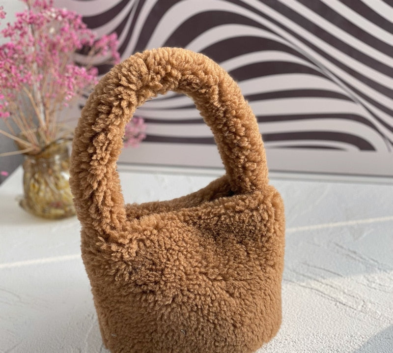 Brehn | Kuscheliges Plüsch Mini Eimer Tasche