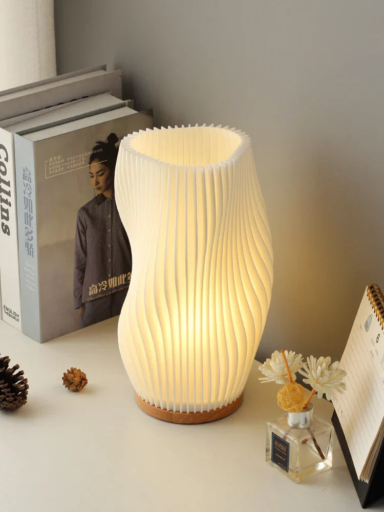 Brehn | Frenchlight Tischlampe - Elegante Falt-Tischlampe in Französisch Creme für stimmungsvolle Räume