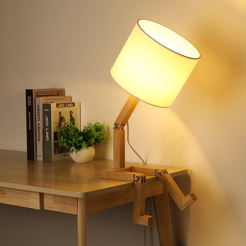 Denker Holzroboter Moderne Nachtlampe | Brehn