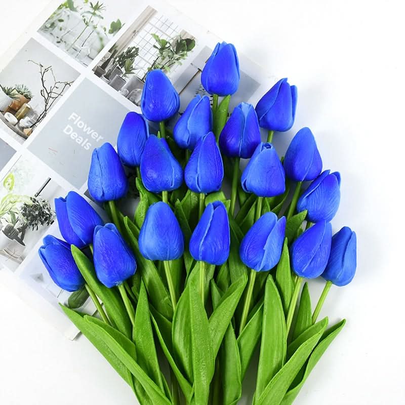 Künstlicher Tulpenstrauß mit realistisch wirkenden Blüten