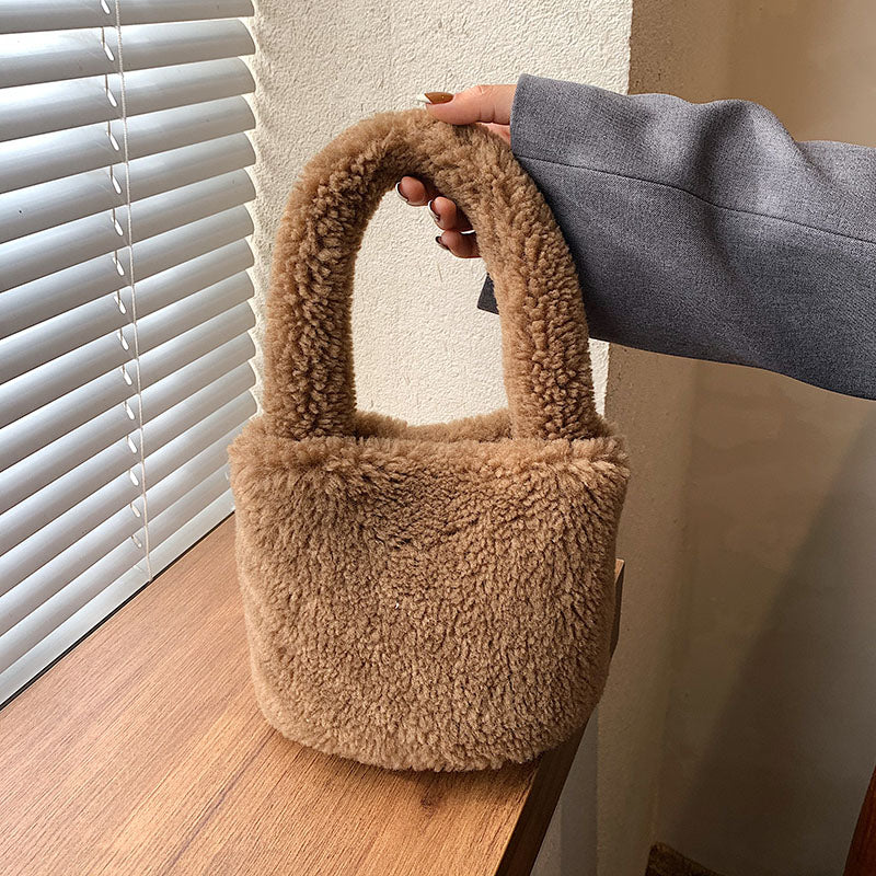 Brehn | Kuscheliges Plüsch Mini Eimer Tasche