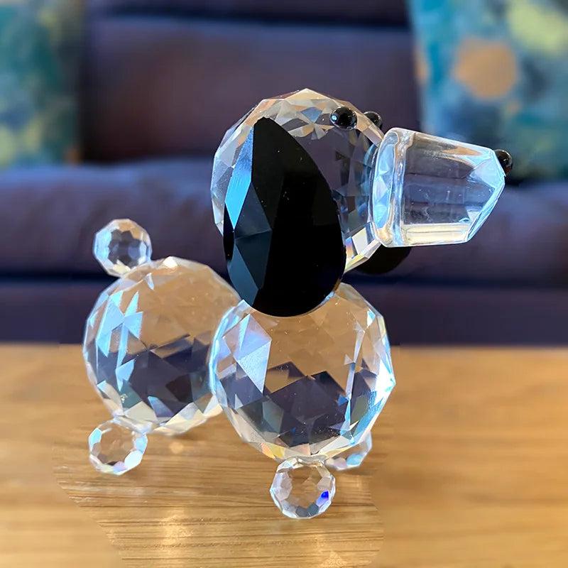 Superniedliche Tierkristallkugelfiguren