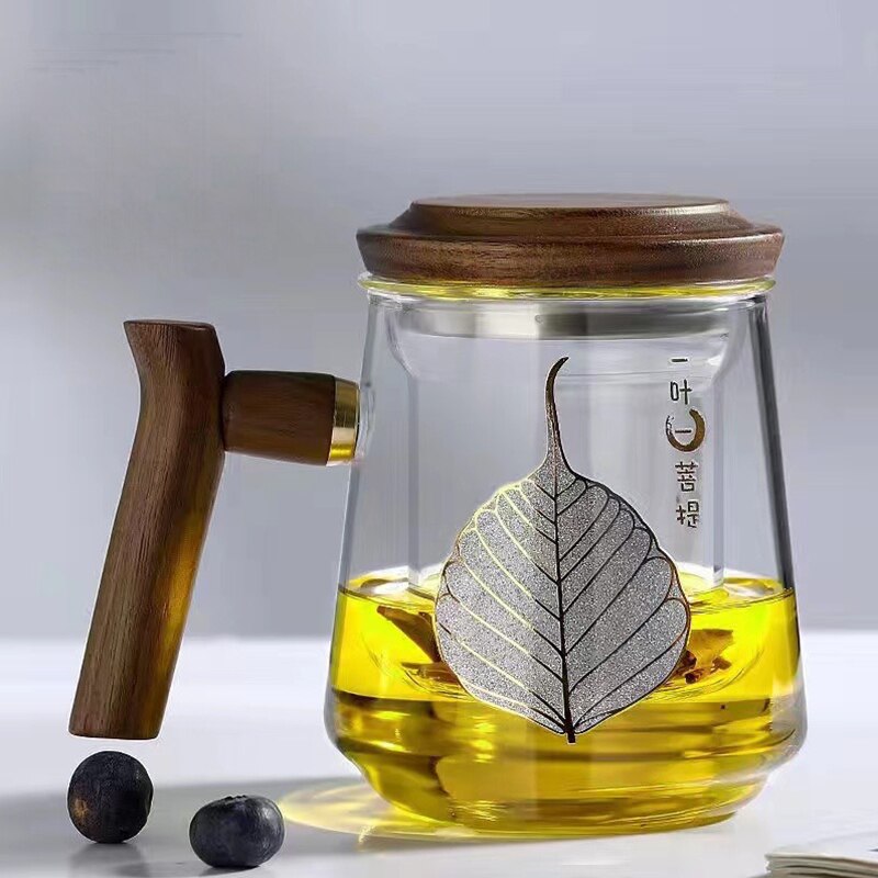 Premium Glas Teetasse mit Filter und Holzgriff, 470ml