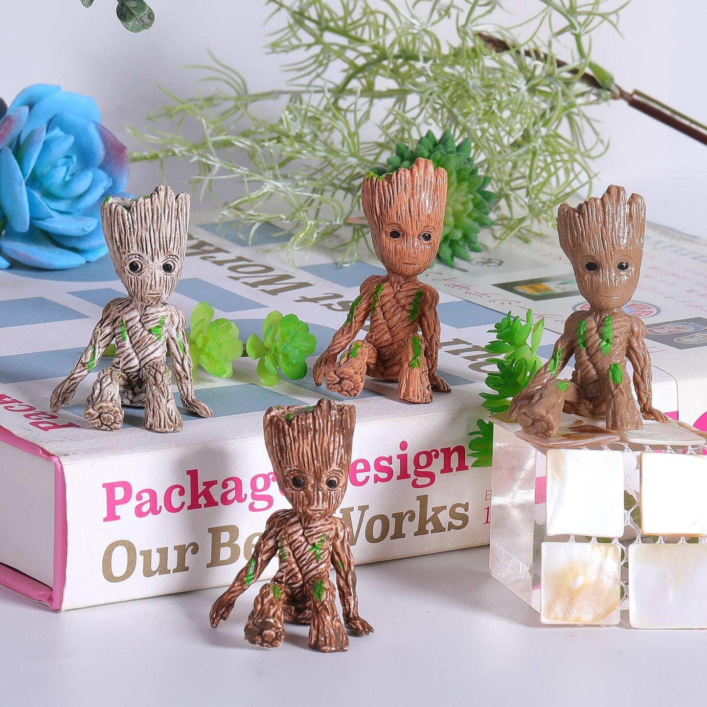 Brehn | Cartoon Groot Miniaturfigur: Verspielte Bürodekoration