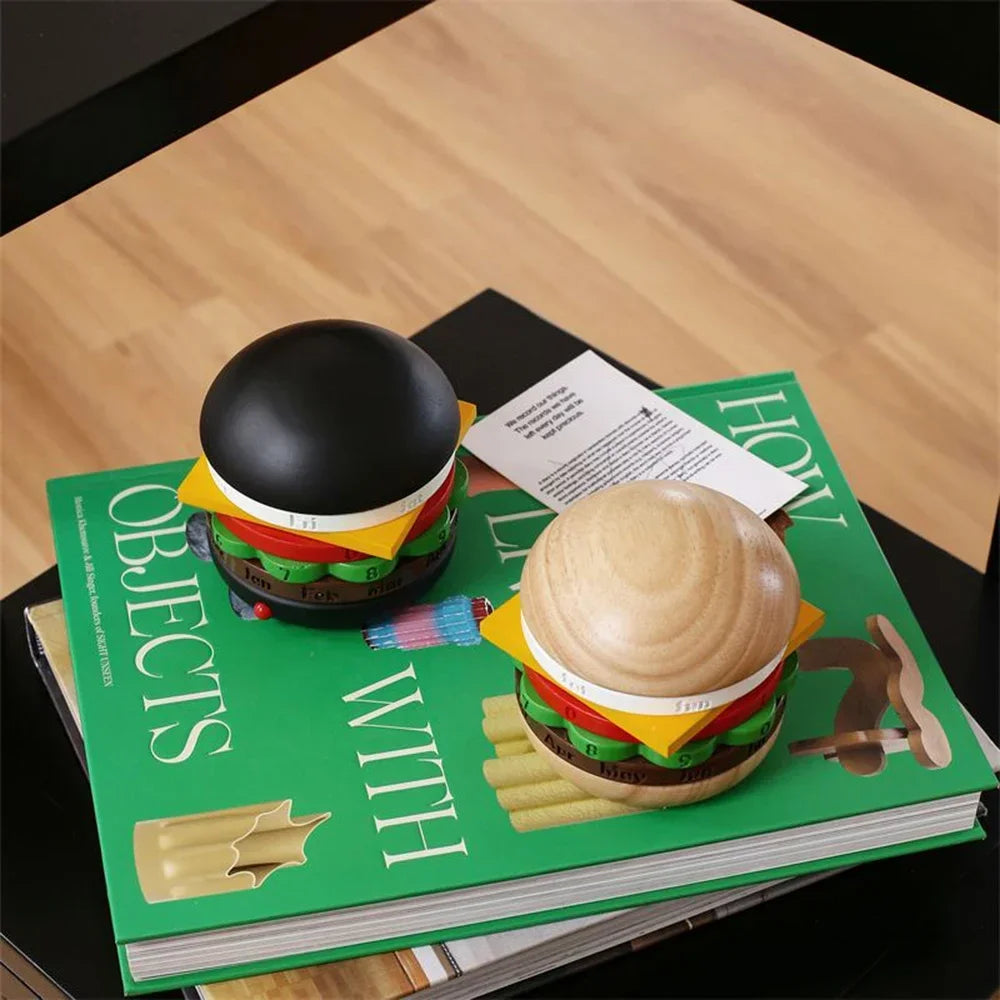 Rotierender Holz-Hamburger Dekorationskalender | Brehn