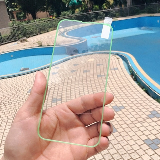 VIvolux | Full Cover Luminous Tempered Glass iPhone Bildschirmfolie