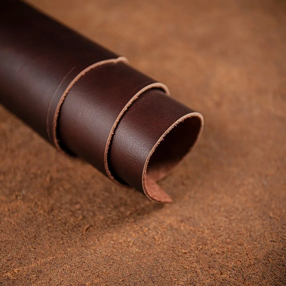 BowLift | RoyalLeather: Luxurious, handcrafted case made of genuine cowhide leather for the iPhone