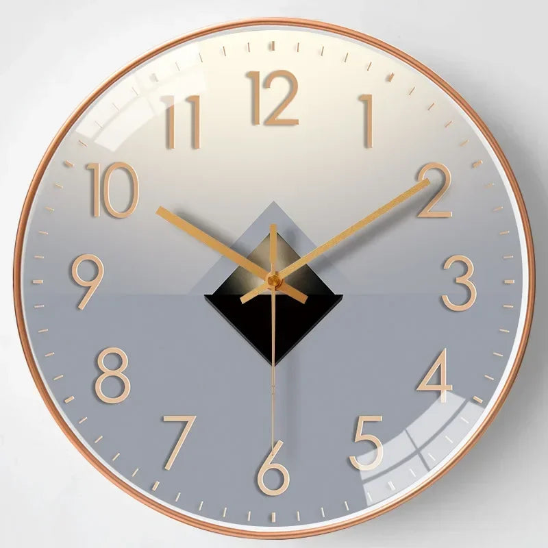 Brehn | SilentTime – Digitale Wanduhr im klassischen Stil