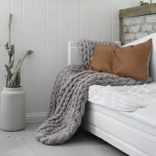 Grobstrickdecke – Kuschelige Wolldecke für jedes Zimmer – Weich und warm – Perfekt für Sofa und Bett