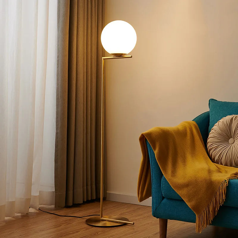 Brehn | Elegante Glaslampe mit subtiler Ausstrahlung