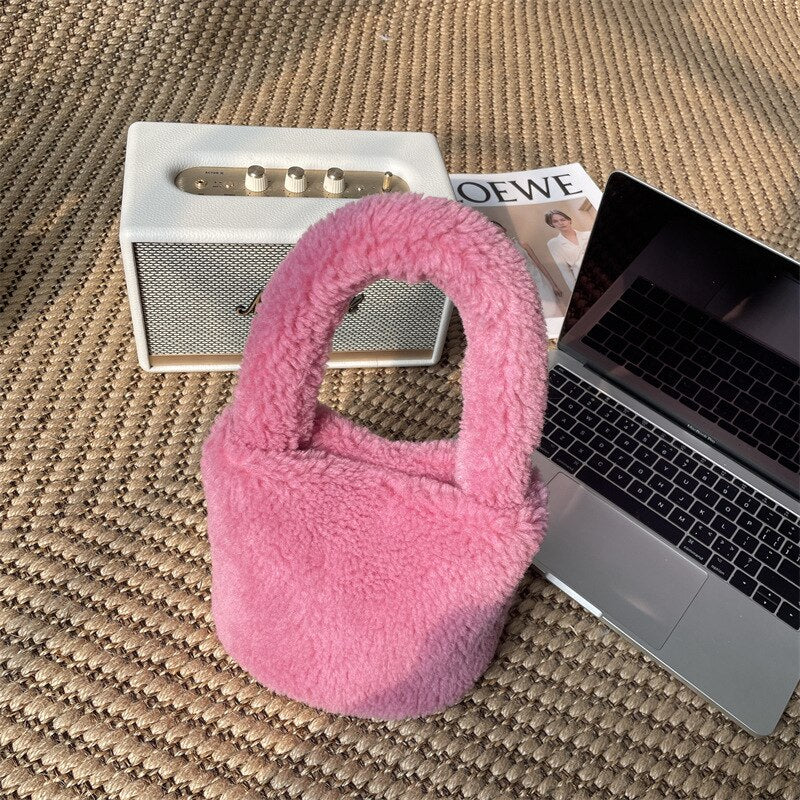 Brehn | Kuscheliges Plüsch Mini Eimer Tasche