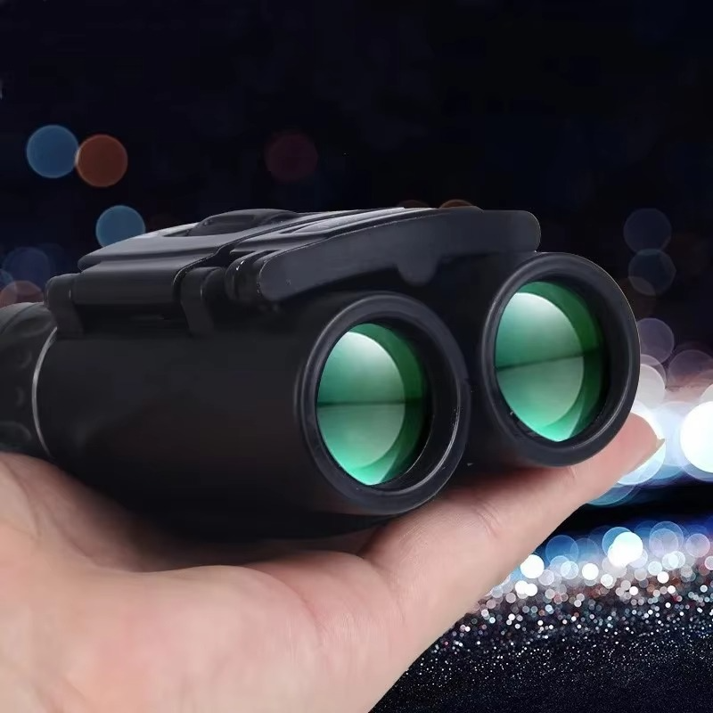 Kompaktes 100x22 HD-Fernglas mit BAK4 FMC-Optik für große Reichweiten – ideal für Jagd, Sport, Camping und Reisen.