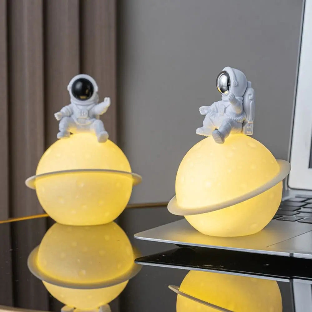 Kosmische LED Schreibtischlampe
