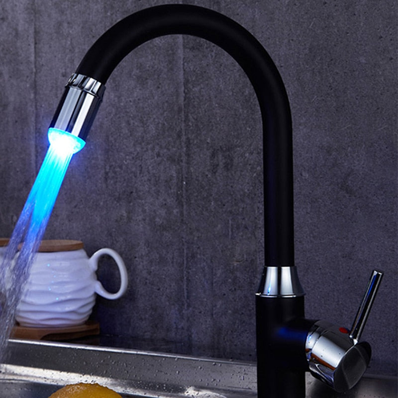 Bunter Wasserhahn LED - AquaGlow | Brehn