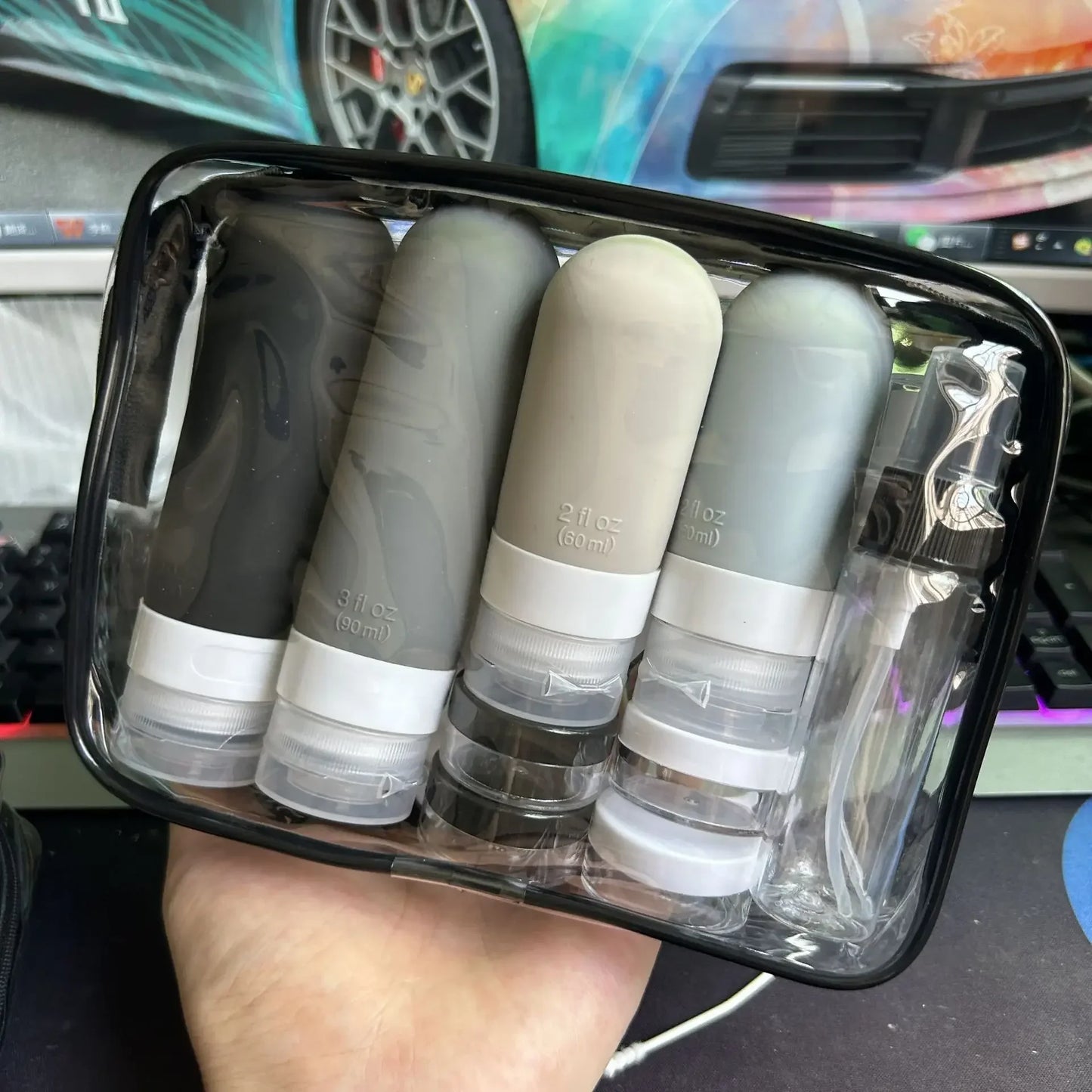 Brehn | Travellina Reiseset | 16-teiliges Nachfüllbares Flaschenset im Zipper-Etui | Auslaufsicher & Handgepäckgeeignet | Für Shampoo, Kosmetik & Pflegeprodukte
