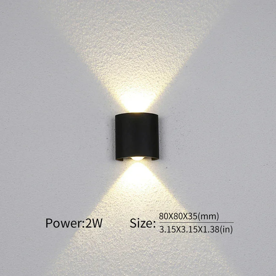 Modern lighting, indoor or outdoor: The versatile LED wall lamp