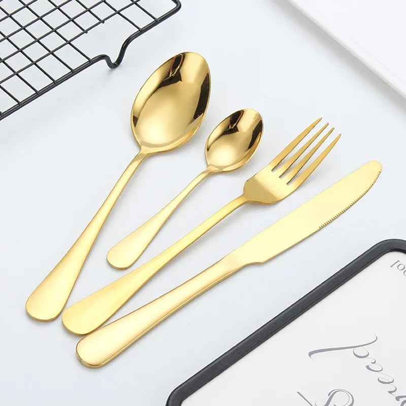 Brehn | Opulentes Gold Besteckset - Das elegante 24-teilige Gold- und Silberbesteckset