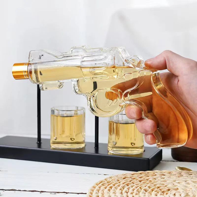 Brehn | Einzigartiges Revolver-Wasserkrug-Set