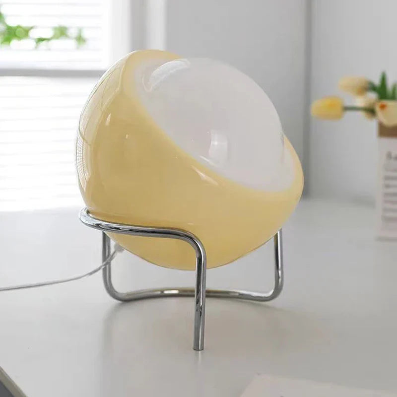 Brehn | Aurivio Tischlampe | Glas & Edelstahl | Retro-Nordic Design | LED Nachtlicht Beige/Orange | Ø21×H25 cm