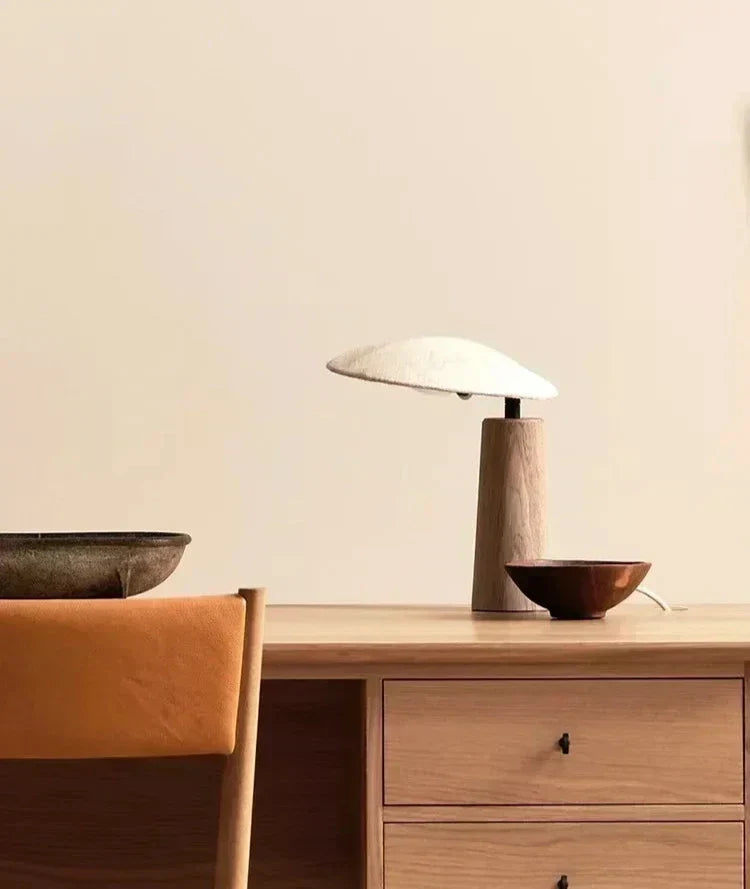 Brehn | Designerlampe mit natürlichem Holz
