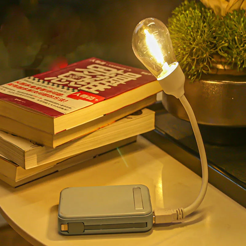 USB LED Rotierende Nachtlampe – Flexibles Leselicht für unterwegs | Brehn