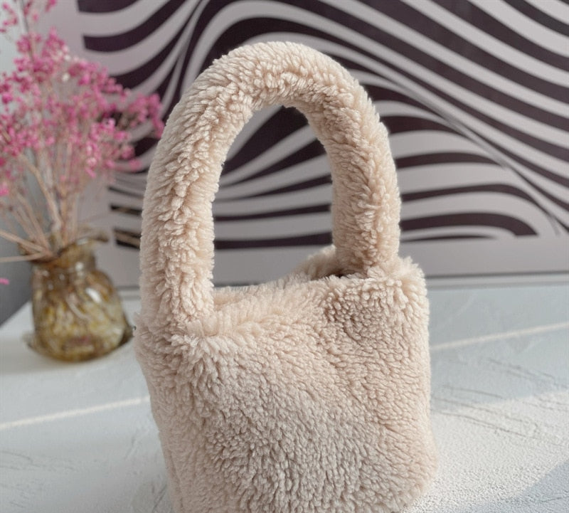 Brehn | Kuscheliges Plüsch Mini Eimer Tasche