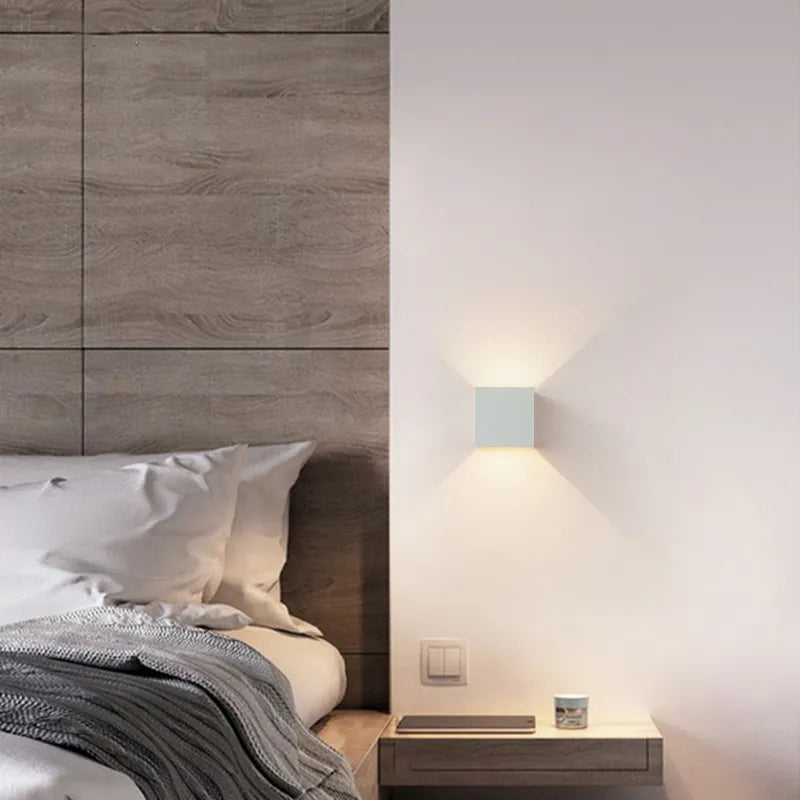 Brehn | VellaGlow™ | Luxuriöse Wandleuchte mit Bewegungssensor