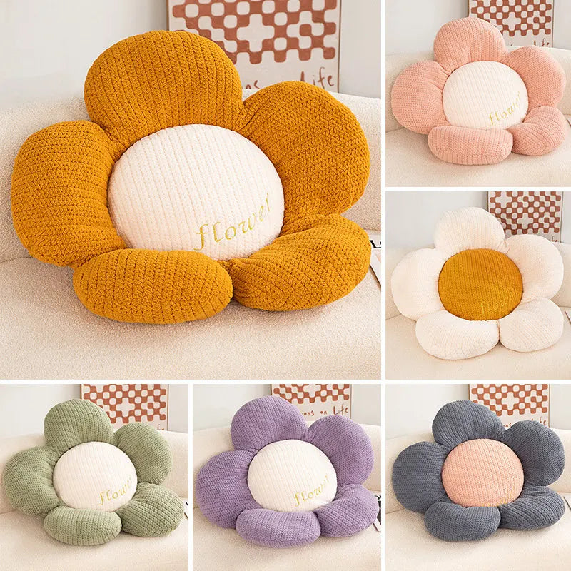 Brehn | Fluffy Daisy Kissen
