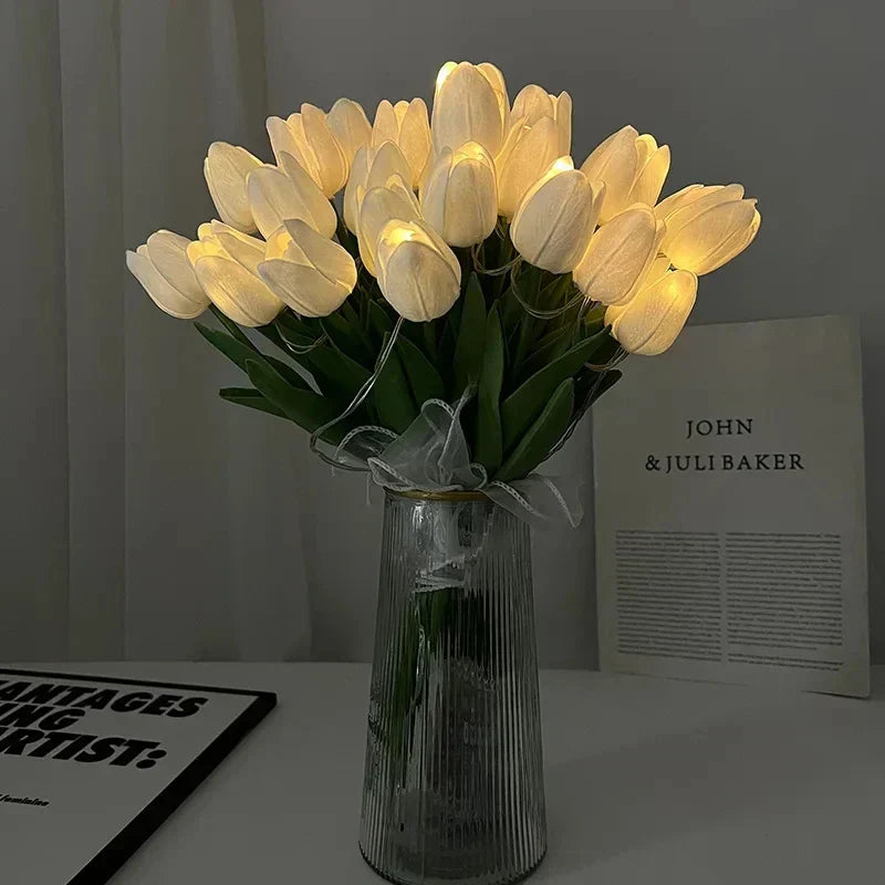 Brehn | TulipGlow - Tragbare LED Tulpen-Nachtlampe