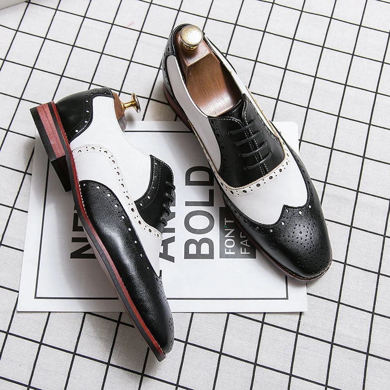 Luxuriöse Herrenschuhe Brogue Schnürschuhe, lässiger britischer Stil, Oxford-Stil mit Kontrastfarben fürs Büro