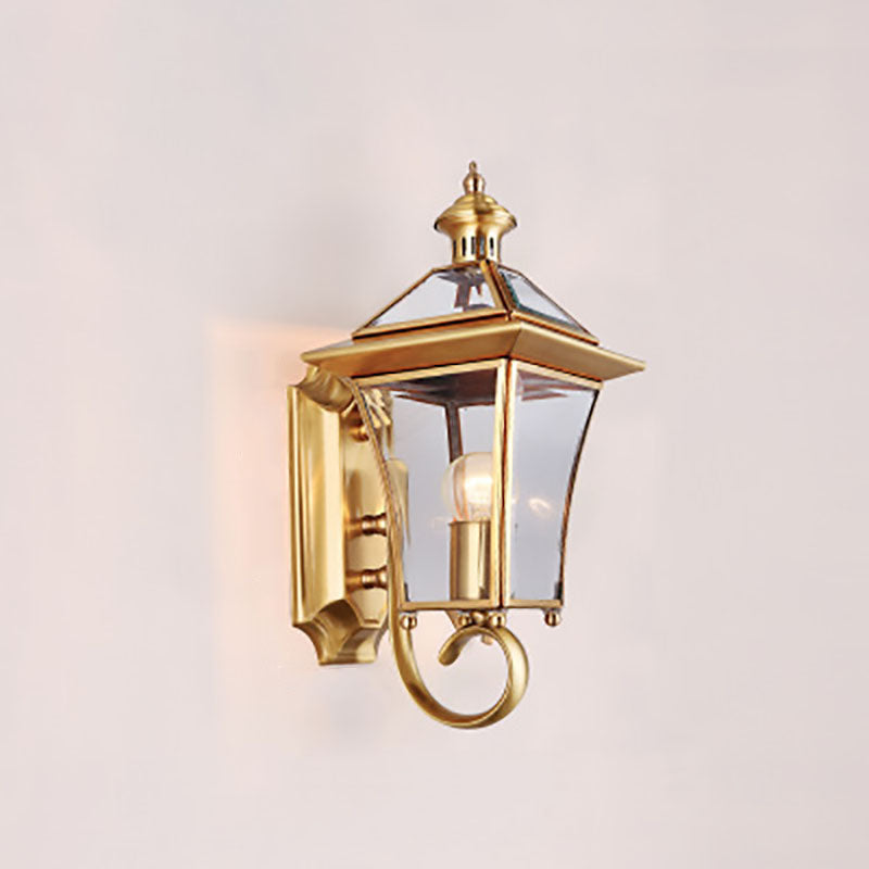 Europäische, moderne Luxus-Wandleuchte für den Außenbereich, viereckig, wasserdicht, aus Messing und Glas, mit einer Lichtquelle