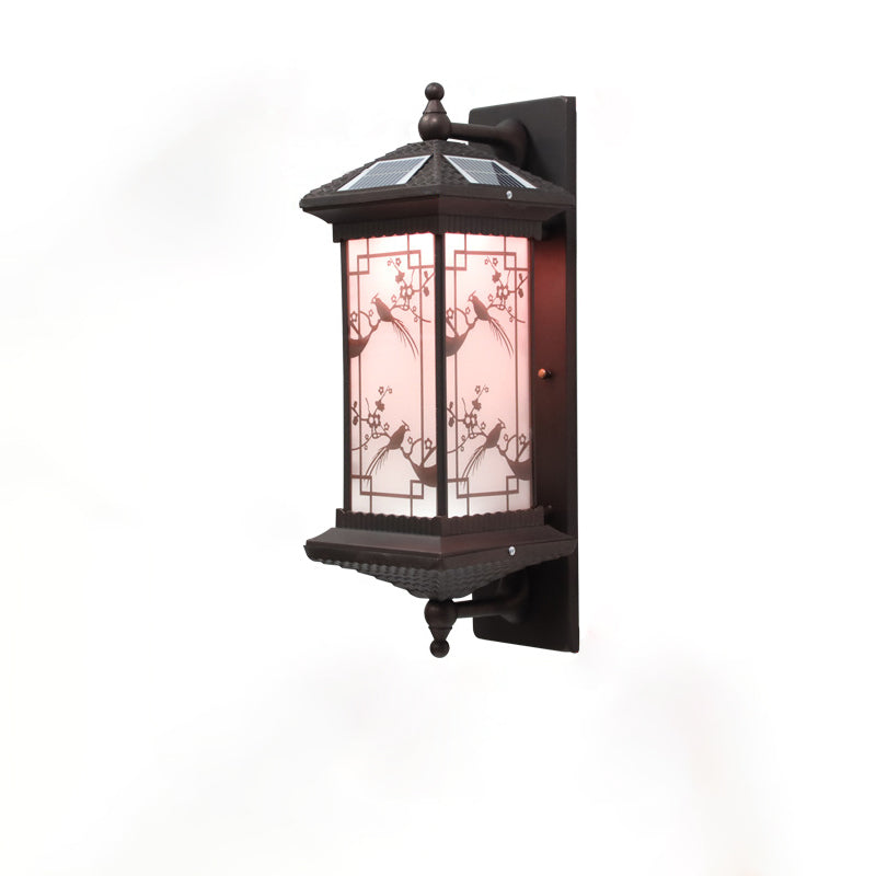 Traditionelle chinesische rechteckige Aluminium-Glas-Solar-LED-Wandleuchte für Garten | Brehn