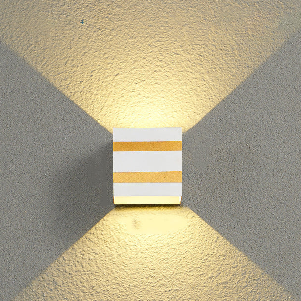 Outdoor Minimalistische Quadratische Würfel Aluminium Wasserdichte LED Wandlampe | Brehn