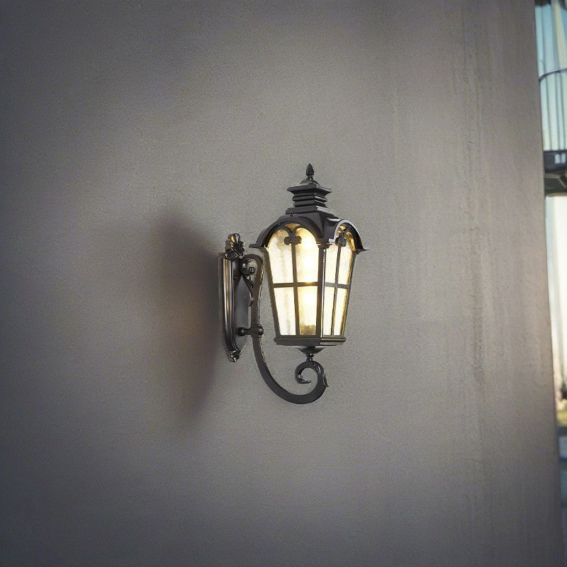 Traditionelle europäische quadratische Fensterform Aluminium Glas 1-Licht Wand sconce Lampe für Außenpatio | Brehn