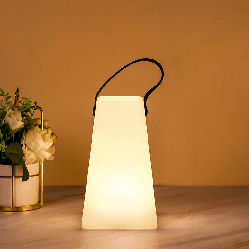 Moderne Einfachheit Kunststoff Runde Square Hand LED Tischlampe Für Outdoor Patio | Brehn