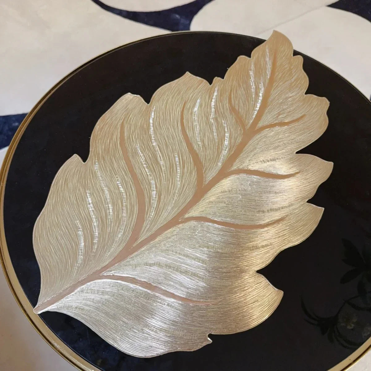 Gold Leaf Form Dekorativer Servierteller | Brehn