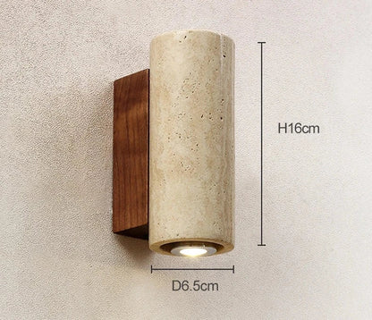 Brehn | Moderne natürliche LED-Wandlampe aus Travertin