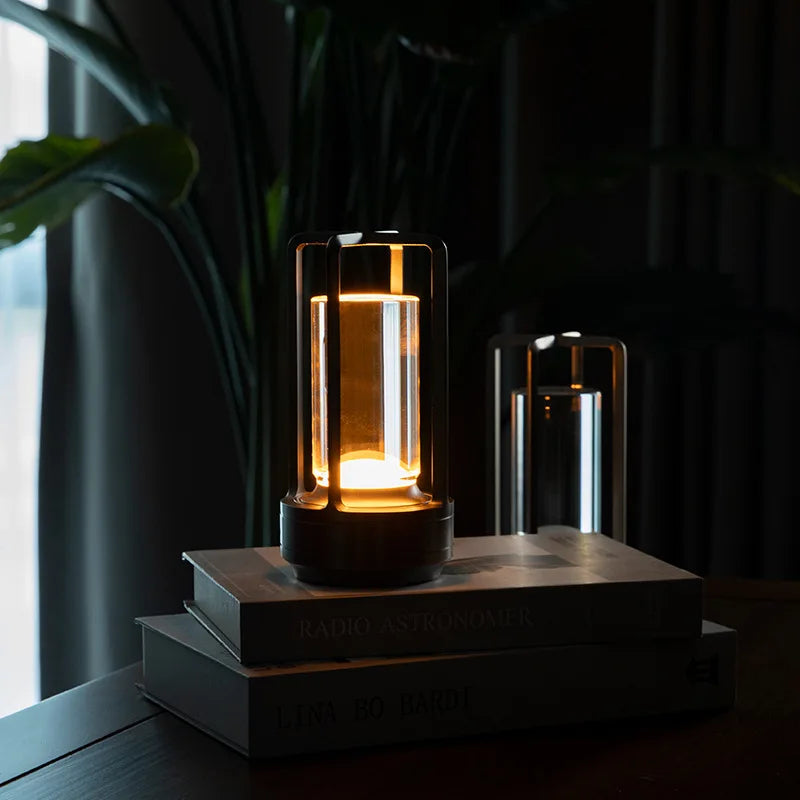 Wiederaufladbare kabellose Tischlampe mit Kristallglas - Tragbare LED-Leuchte für Innen- und Außenbereiche | Brehn