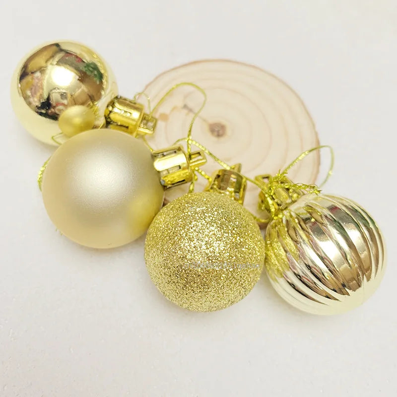 Brehn | Strahlendes Weihnachtsfest | Elegante Ornamente