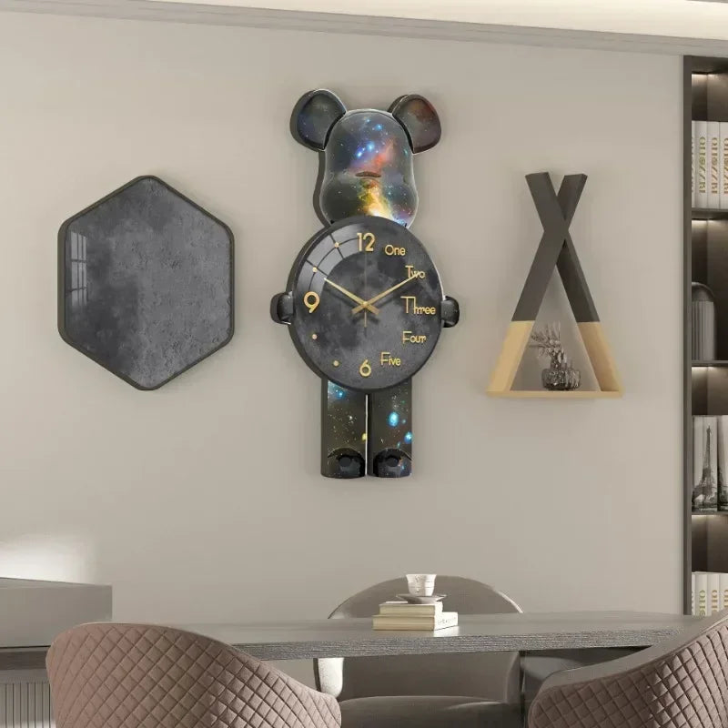 Glühender Stern Bär LED Wanduhr