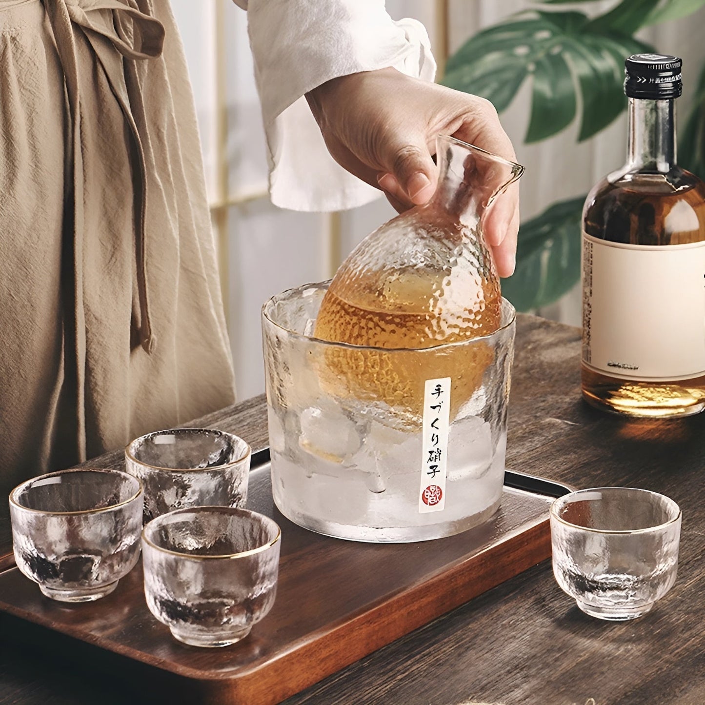 Japanisches Sake-Set aus Glas – Elegante Karaffe mit Bechern | Perfekt für Wein, Whiskey und Likör