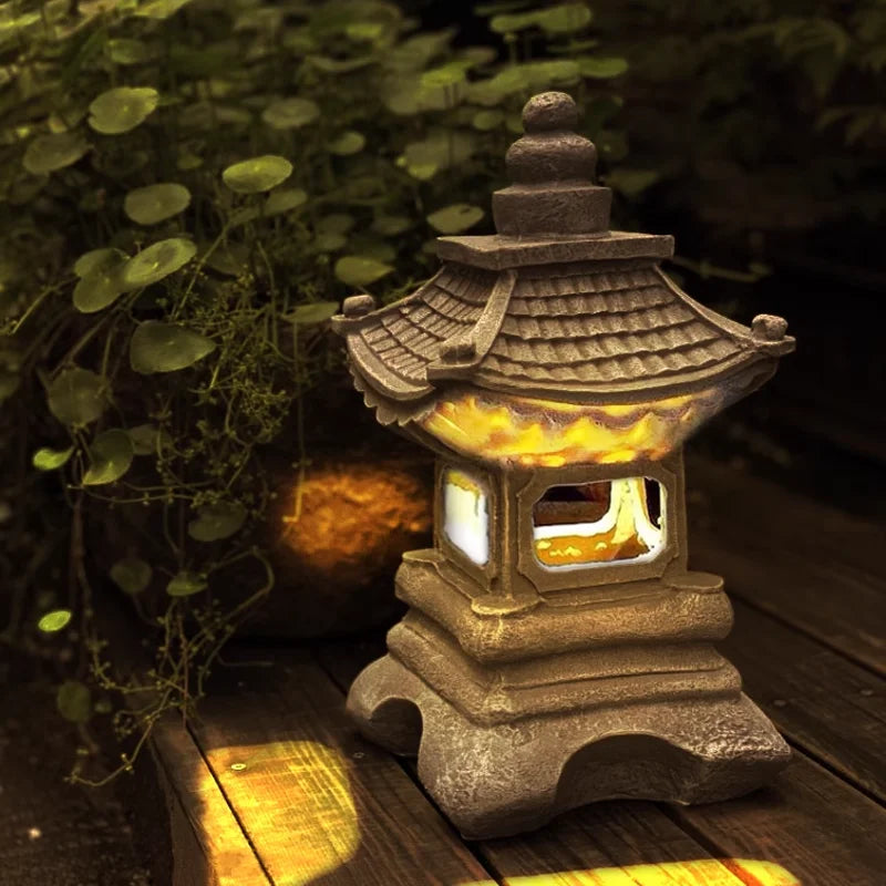 Japanische Gartenlaterne – Wetterfeste LED Außenbeleuchtung für Zen-Gärten | Brehn