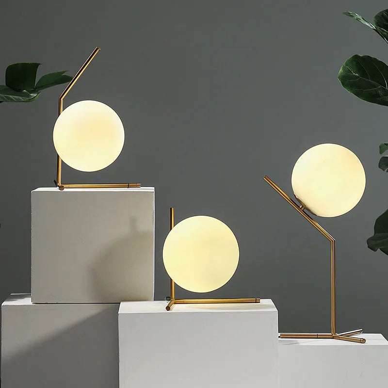 Brehn | Elegante Glaslampe mit subtiler Ausstrahlung