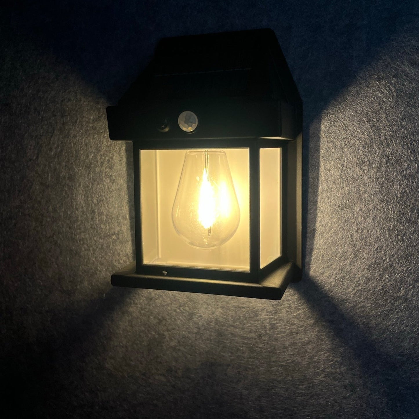Brehn | Solar LED Smart Energy Wandlampe
