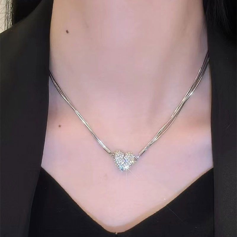 Brehn | Eis Liebe Magnetische Zirkon Herz Necklace