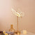 Schmetterling LED Tischlampe im Retro-Design - Dekorative Schreibtischlampe für Wohnzimmer, Schlafzimmer und Büro | Brehn