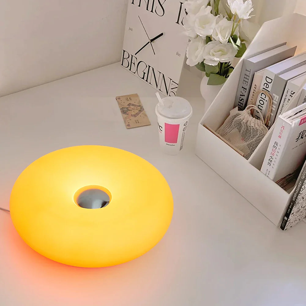 Brehn | Tischlampe Luminoro Bauhaus | USB & Touch | RGB 16 Farben mit Fernbedienung | Ambientelicht für Wohn- & Schlafzimmer