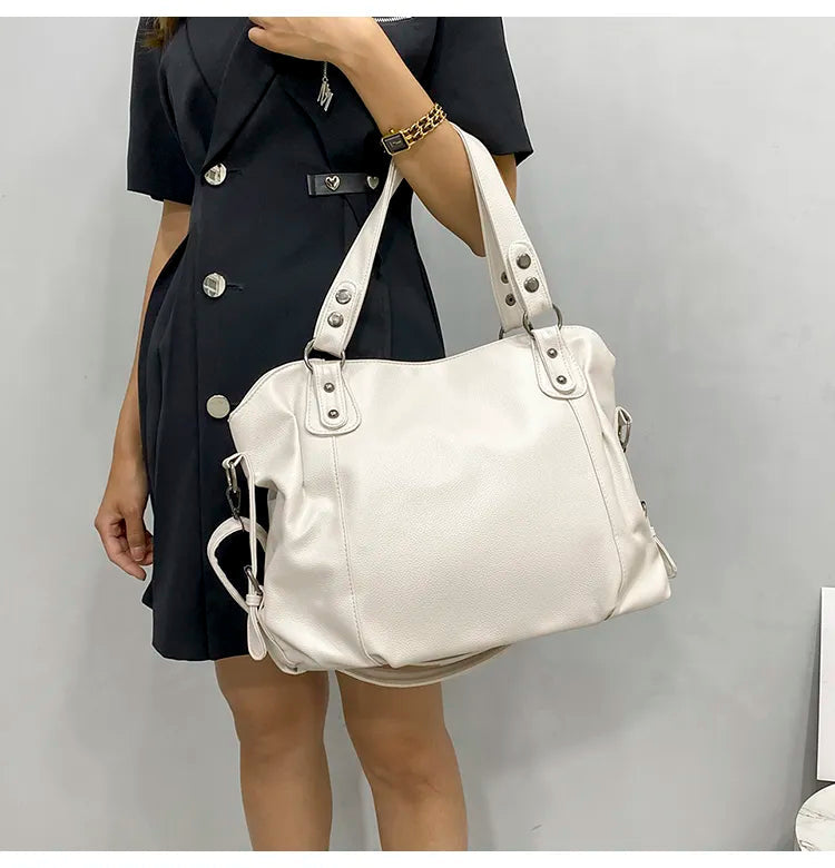 Althea Schultertasche mit großem Fassungsvermögen – Elegant & Funktional | Brehn
