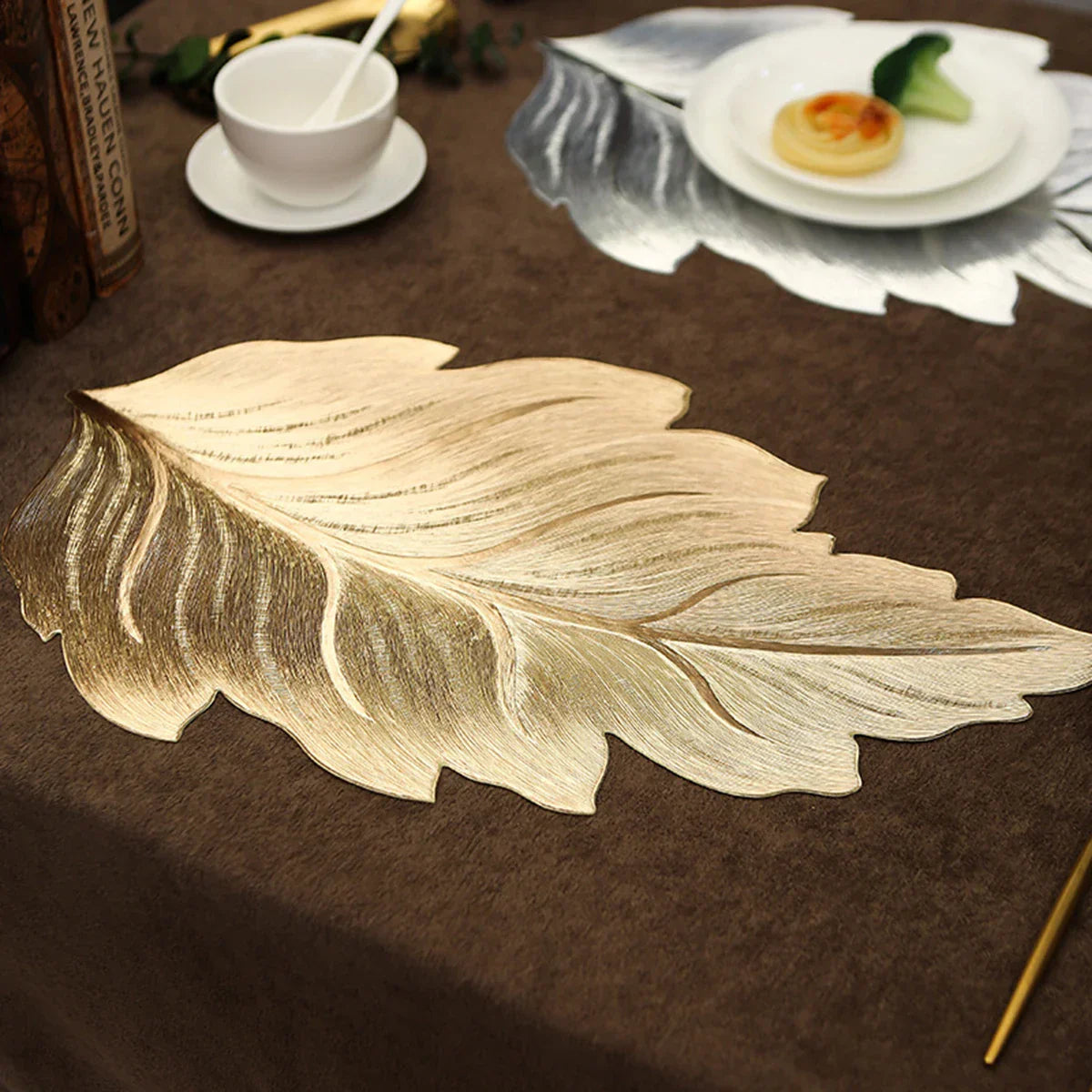 Gold Leaf Form Dekoratives ServiertaBrehnett | Brehn