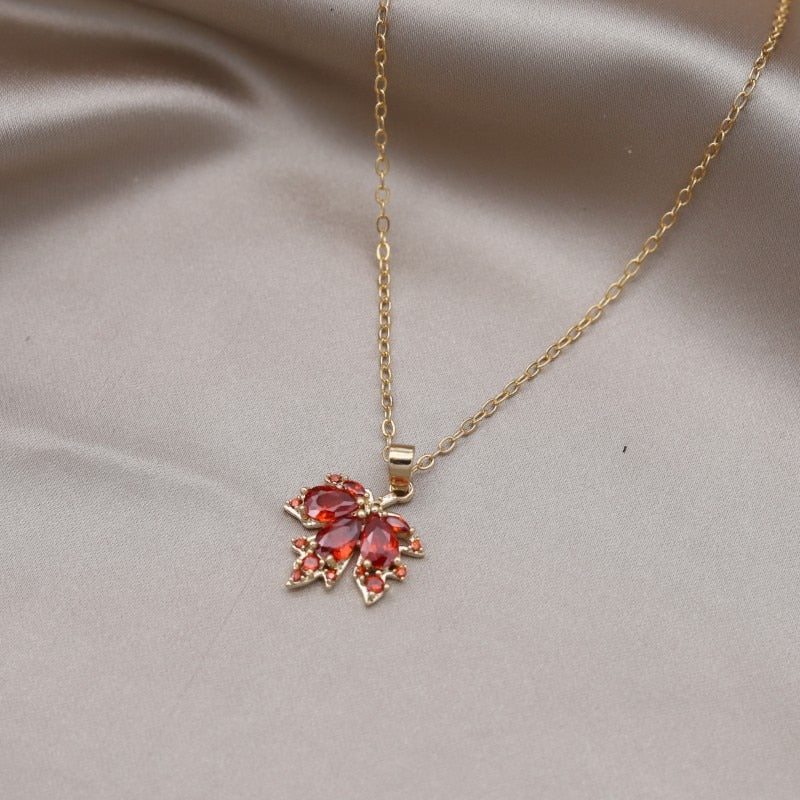 Brehn | Ahornblatt Charm Elegante Halskette
